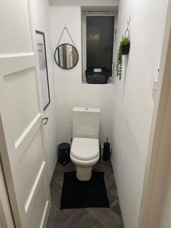 Lovely 2Bedroom 4Mins From Wimbledon Station Londyn Zewnętrze zdjęcie